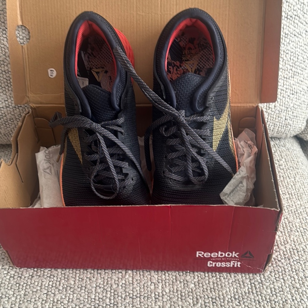 NEW Reebok Women's Black and Gold CrossFit Shoes